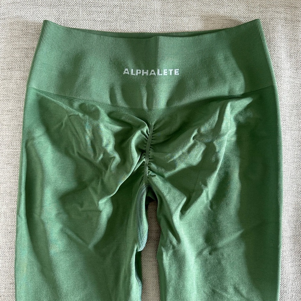 Alphalete Green Leggings